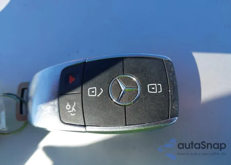 2022 Mercedes-Benz Glc 300 Suv z USA, uszkodzony, nr VIN W1N0G8DB2NG029562